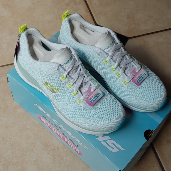 skechers cooled dry foam